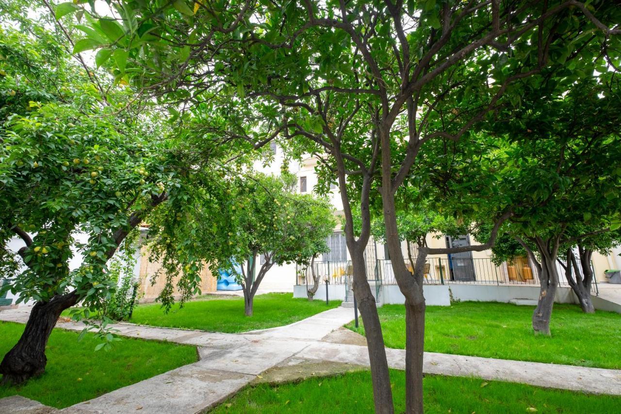Hotel Soleo Quartu SantʼElena Exterior foto